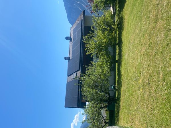 Gite au 1er dans maison  2 chambres 4 personnes max. plein sud dans les vignes près de Crans-Montana