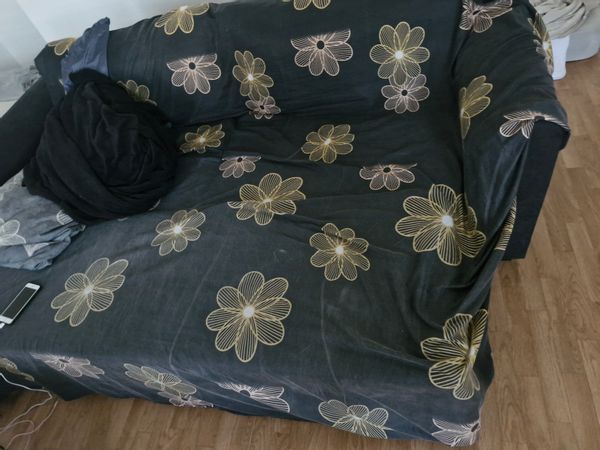 Appartement cosy, dans une ville calme,propre et pas loin des sites touristiques !!