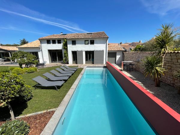 Villa Caumartin, 300 m2, piscine chauffée d'avril à fin octobre