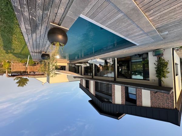 Maison moderne au coeur des vignes