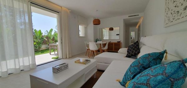 Pere & Lucy’s Cozy Home