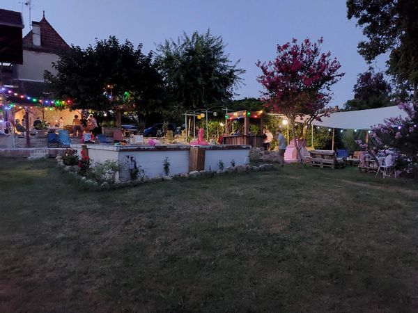 Chambre privée, piscine, jardin, sauna de Emmanuel.