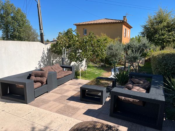 La maison de Fabrice et Mélanie dans le Sud de la France