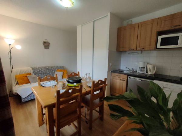 Appartement avec piscine (été uniquement)