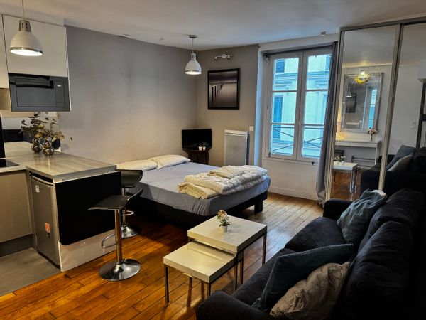 Studio au cœur du vieux Marais / Saint-Paul, calme et tout équipé : bienvenu !!!