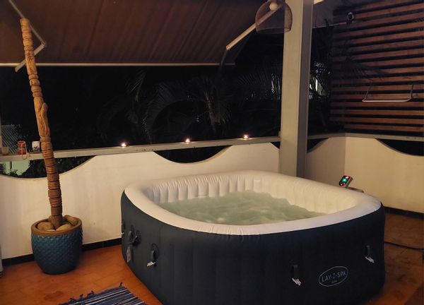 Jérém et Caroina kuća