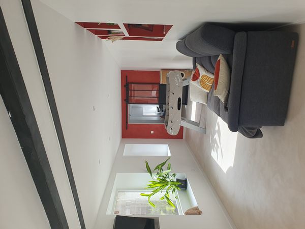 Maison fraîchement rénovée dans quartier paisible a proximité de la nature