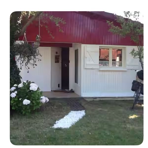 Le chalet cosy près du lac.