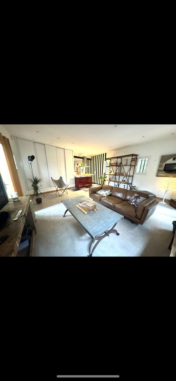 Maison Loft au pied du Luberon.