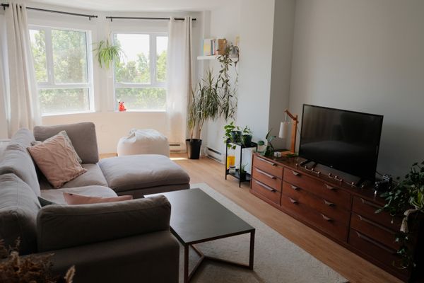 Light-filled apartment in a perfect location – Québec City at your doorstep