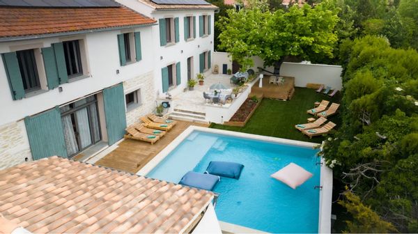 Bienvenue à la Maison PP venez vivre une Parenthèse en Provence dans un Mas unique !