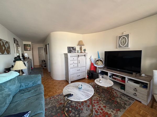 Farone’s Waterfront Urban Oasis
