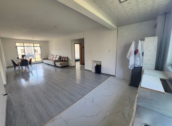 Lac Shidao Phénix: classée 4A. entouré par la mer sur trois côtés et adossé à montagnes sur un côté.