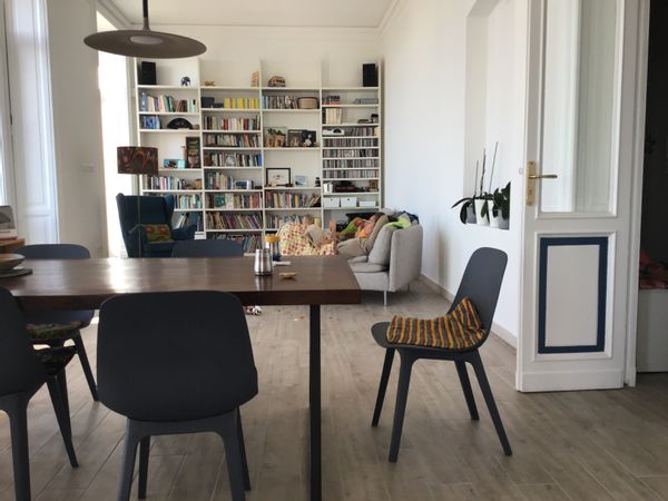 Large light-filled apartment with incredible view and great location in Genoa