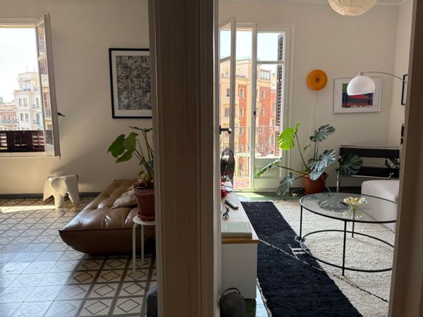 Charming Eixample Flat Near Sagrada Família