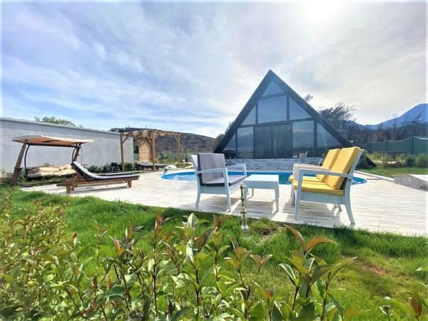 Bircan's house Bungalow with private pool in nature..