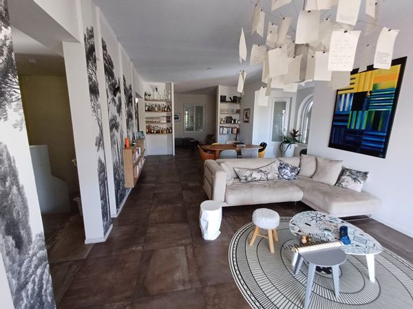 La maison dans le sud ,3 chambres , piscine  A deux pas de la plage