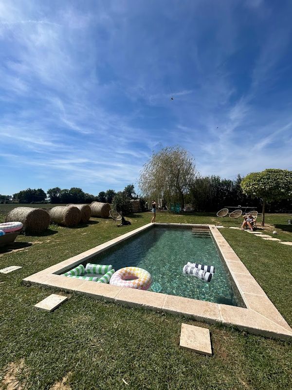 Maison chaleureuse en pleine campagne pour 8 personnes et 12 personnes l’été