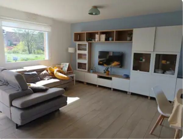 Charmante maison individuelle avec jardin au pied du Mont Cassel adaptée aux familles