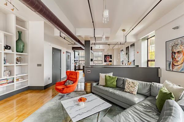 Modern Designer Loft with Private Garden in Heart of Downtown Providence - 3 Bedrooms & 2 Baths