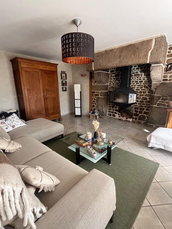 La maison de Nathalie Maison de campagne situé à 30min du Mont Saint Michel et 45min de la côte