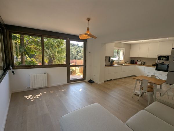 Casa en el bosque, muy cerca de Barcelona (15 min en coche o 30 min en transporte público)