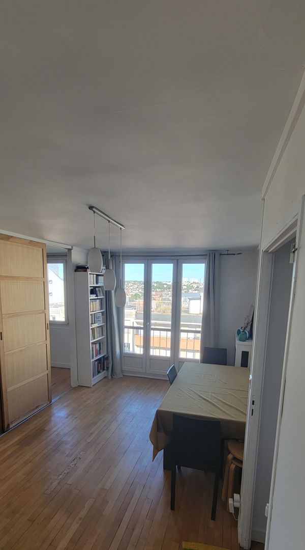 A 20 minutes du coeur de Paris dans une ville calme, très proche des transports et des commerces