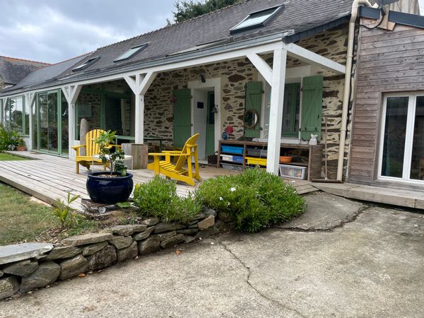La maison de Frédérique la maison du milieu de la plage de Pentrez