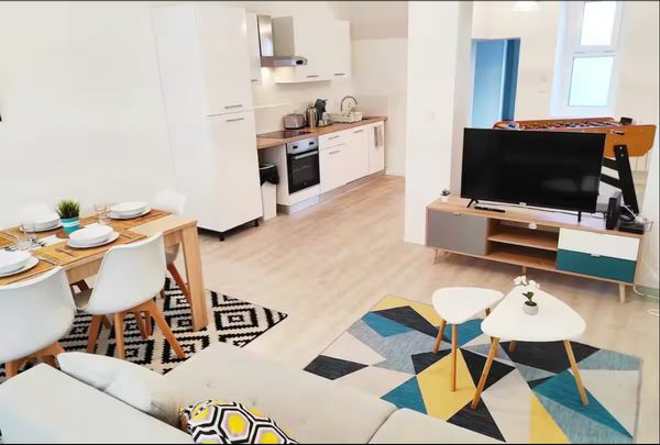 Maison de ville avec jardin au coeur de la ville du Mans