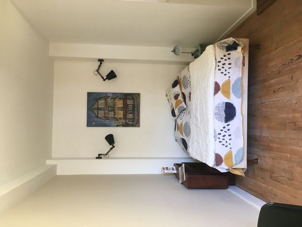 Ma maison  est dans un petit écrin, tout proche du centre-ville et de villages remarquables.