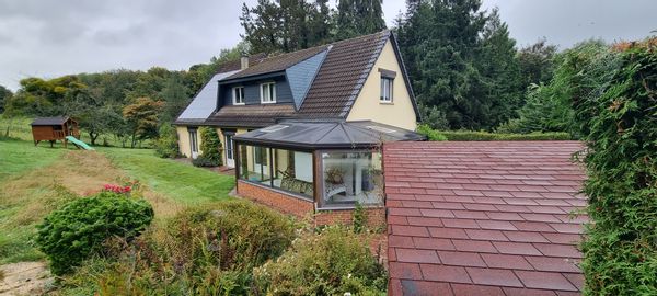 Grande maison à la campagne