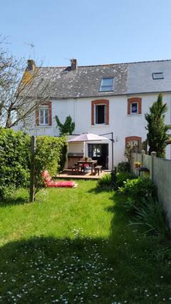 Maison familiale en bord de mer, dans le village de Penerf