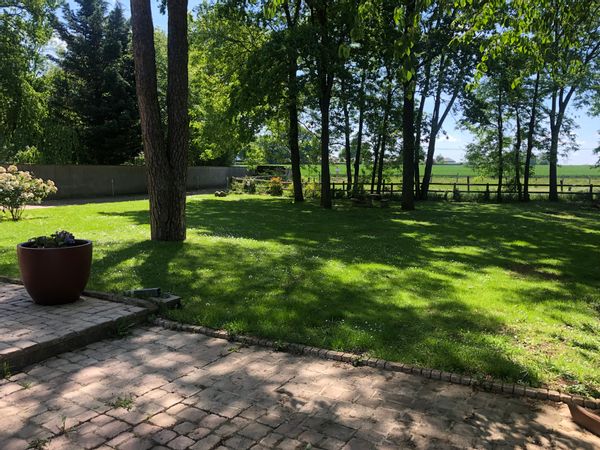 Maison de campagne dans petit village