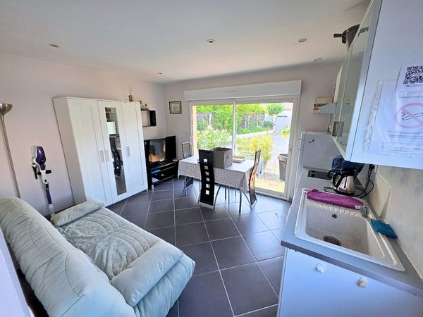 Pascale et Marc vous invitent à venir profiter de la douceur de vivre du bassin d'Arcachon.