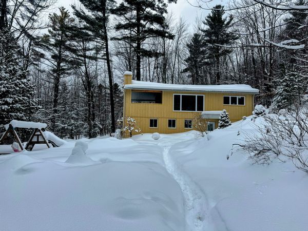 Havre de paix 4 saisons à Bolton-Est | 4 Chambres | Accès Lac & Ski (1h15 de Montréal)