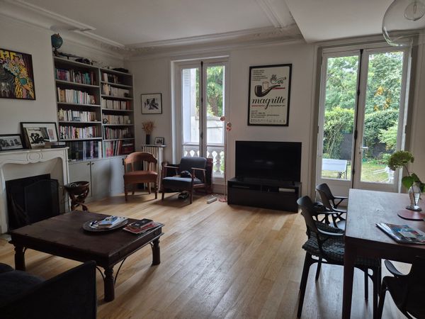 Appartement en rez-de-jardin, à 5 mn de Paris