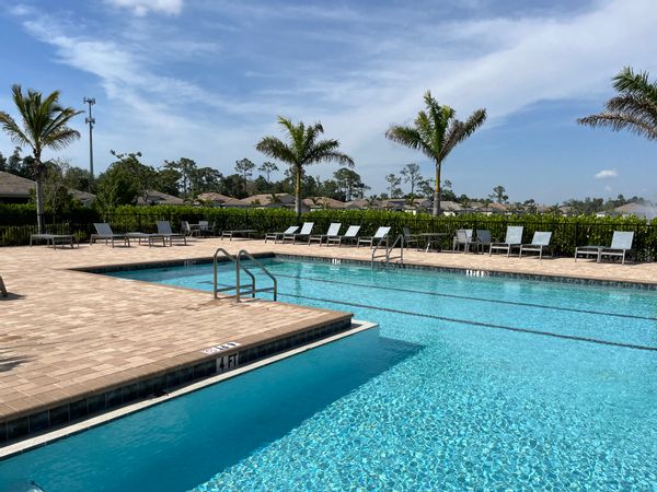 Linda Ann & Johns hus