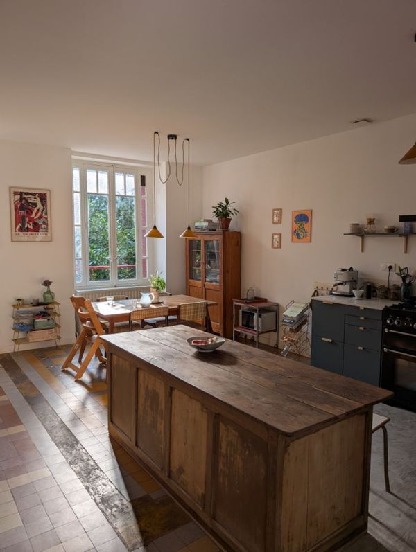 Maison familiale avec jardin en plein centre ville