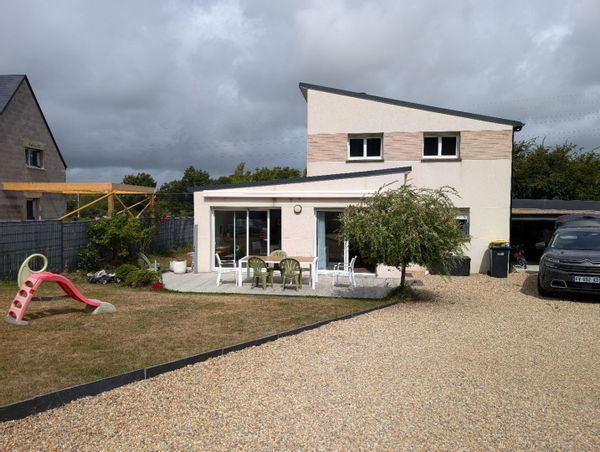 La maison à moins de 2 minutes de Vannes dans un environnement calme au fond d'une impasse