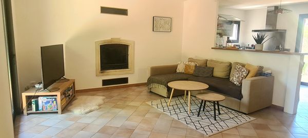 Maison cosy et jardin arboré à Nîmes