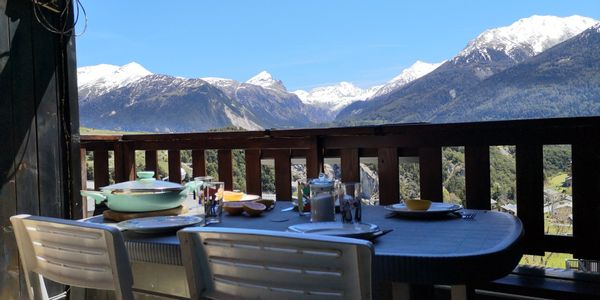 Grand Duplex avec vue, au coeur d'Aussois dans les Alpes, station de ski dans le parc de la Vanoise.
