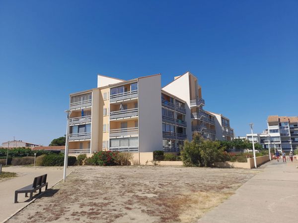 Appartement en bord de la méditerranée, 1° ligne, vue mer et montagne
