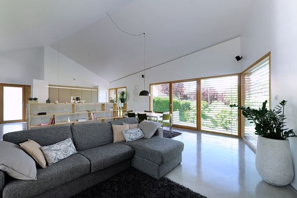 Maison d’architecte au cœur du vignoble  avec vue sur les vignes et Vosges. Terrasse avec vue