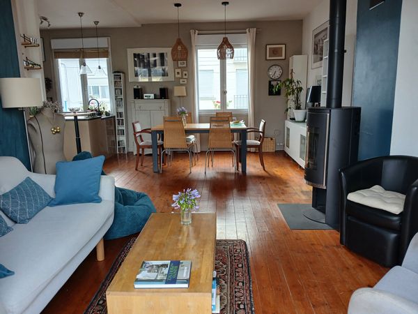 La maison de Michèle  Maison avec jardin à proximité de la mer et de toutes les commodités