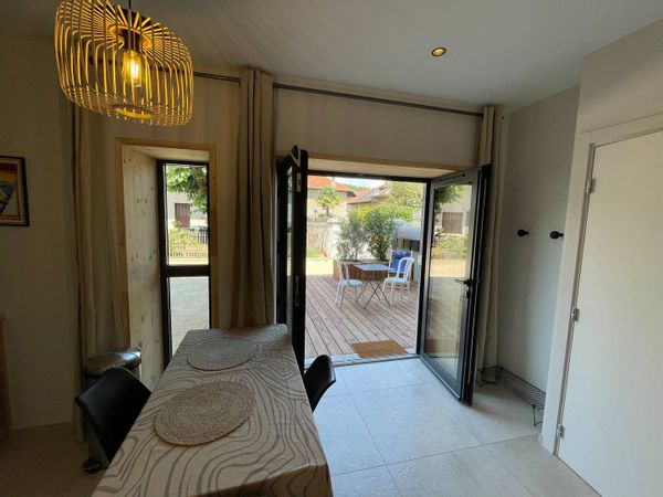 Appartement 2 pièces, 5mn du lac du Bourget et du centre d'Aix les Bains, 20mn d'Annecy et son lac.