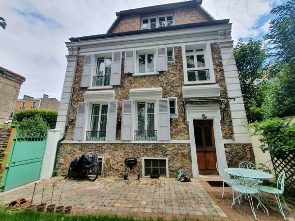 Maison de ville à 7 min de Paris