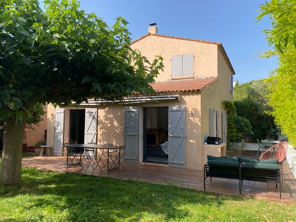Charmante maison avec jardin, proche plages et calanques