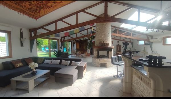 Grange réhabilitée en habitation. Au centre du parc naturel régional des caps et marais d'Opale