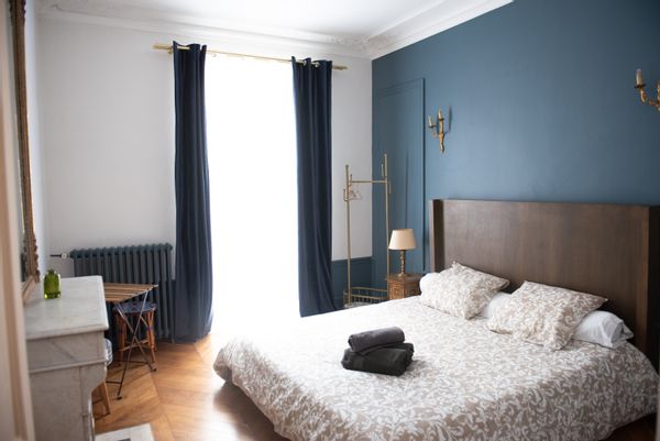 PAS DE GP, ÉCHANGES SEULEMENT 2 chambres 50 m2 Pigalle Montmartre Opéra