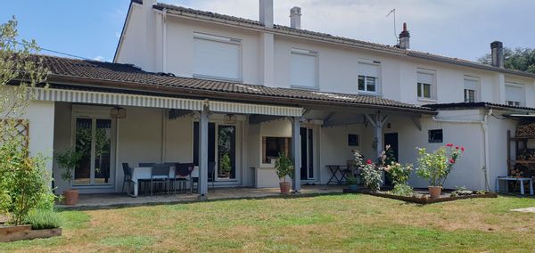 La maison de ville aux portes de Bordeaux